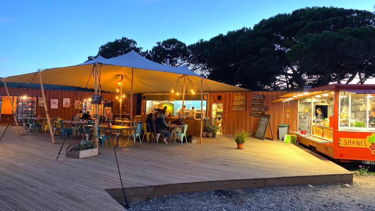 Oasis Backpackers Hostel Sintra Surf Colares Luaran gambar