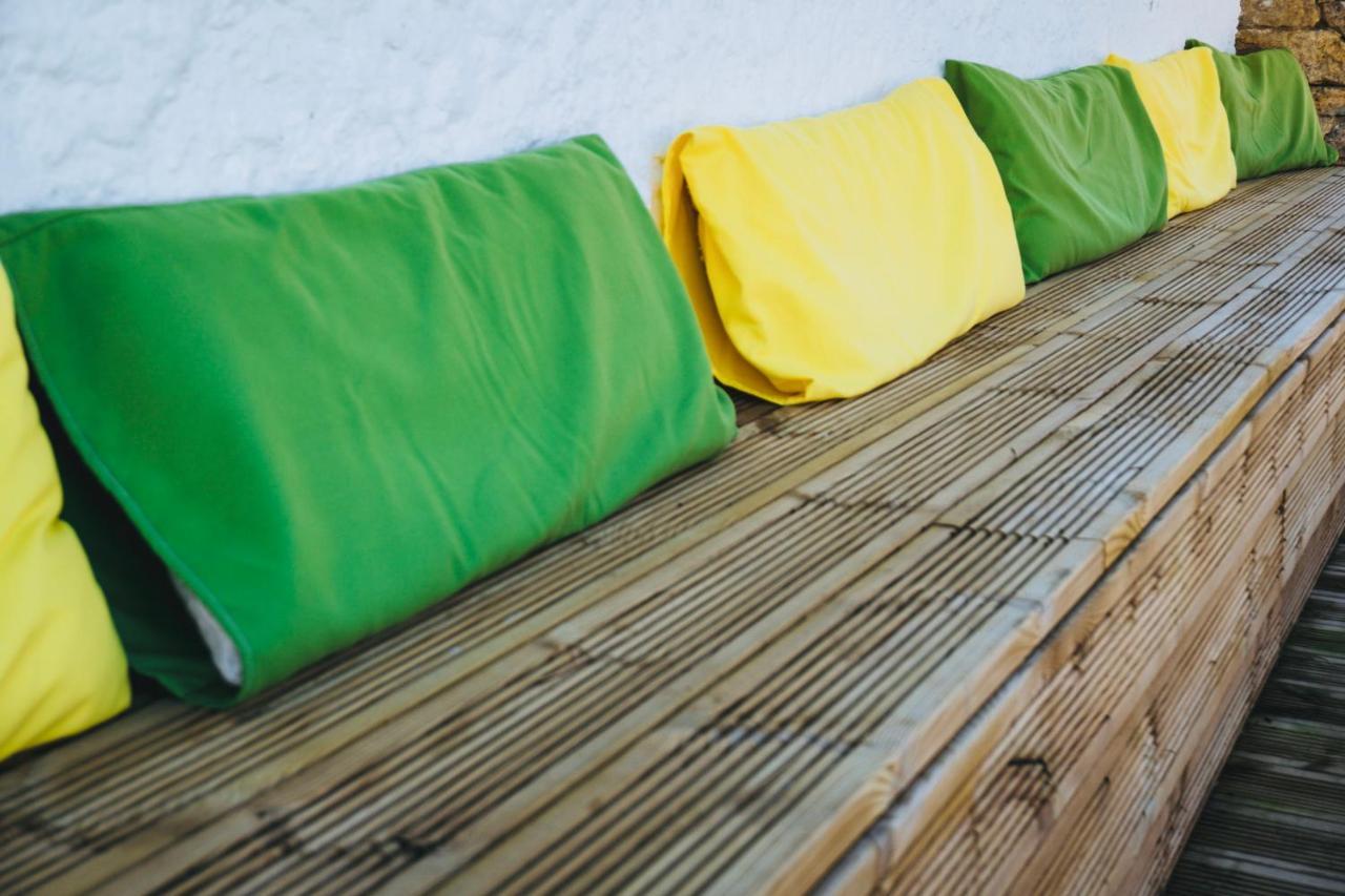 Oasis Backpackers Hostel Sintra Surf Colares Luaran gambar
